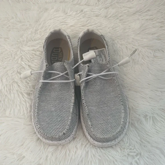 Hey Dude women’s Light Gray Slip-On Loafers - Picture 3 of 4